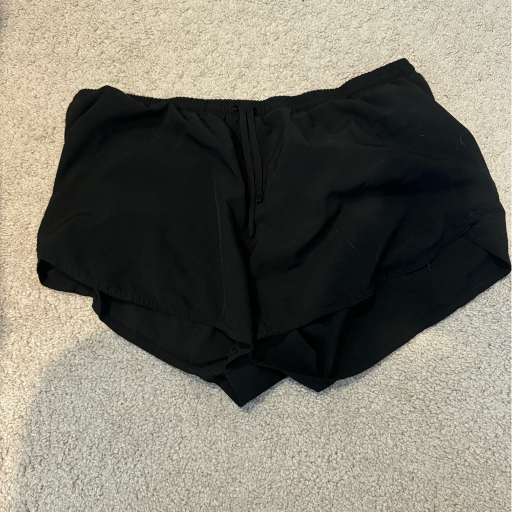 Old Navy Active Woman’s Work Out Shorts Large - With Liner